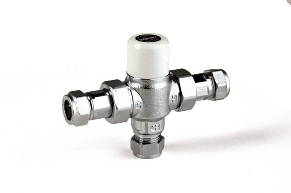 15mm Angled Radiator Valve