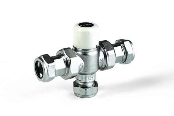 15MM ANGLED CHROME RADIATOR VALVE
